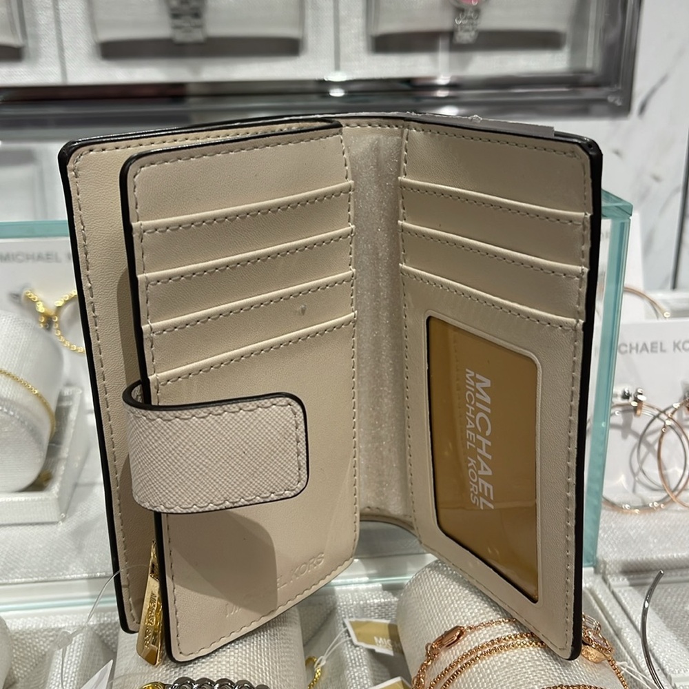 Michael Kors Jet Set Medium Floral Embellished Signature Logo Bi-Fold Wallet NWT - Picture 9 of 16